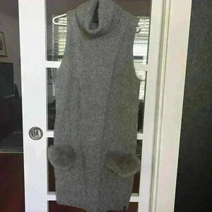 RUDSAK Turtleneck Pullover with Removeable Fur Trim XS/S